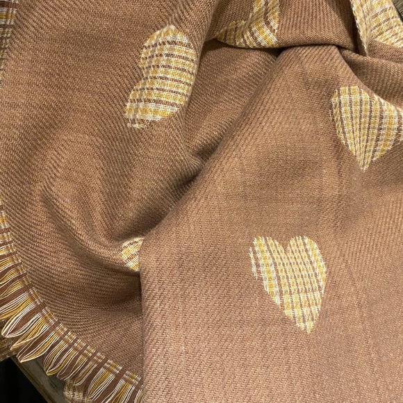 Women's Scarf with Hearts - Picture 5 of 8